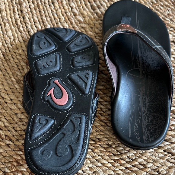 Men\'s Black and Brown Leather Sandals size 9 ❤️?